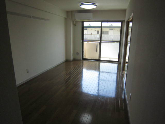 マルベリー平塚 リビング