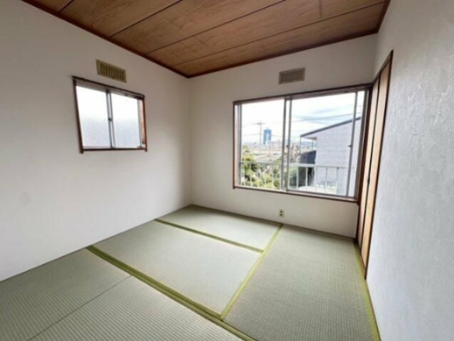 愛甲東２丁目戸建 ベッドルーム