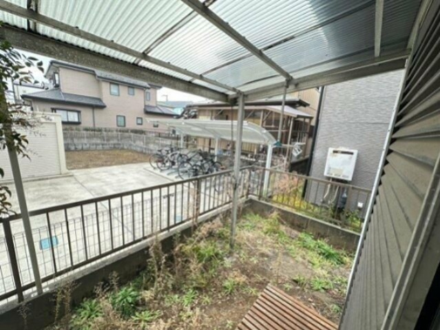 愛甲東２丁目戸建 ベランダ