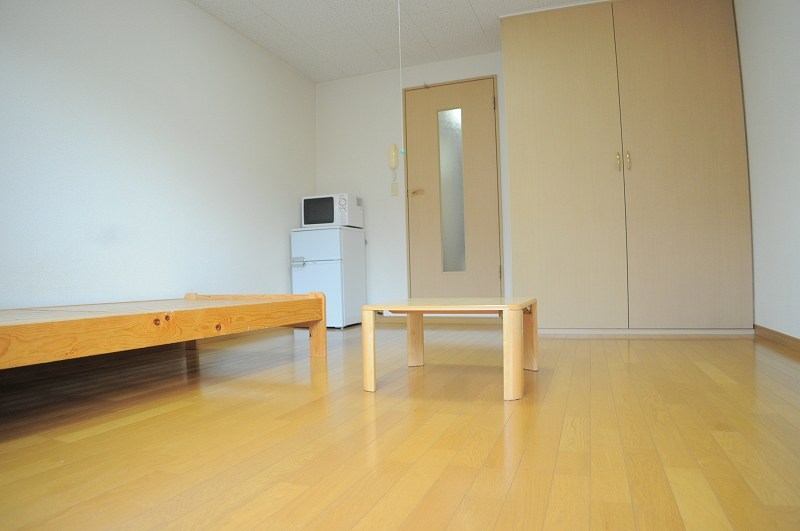 レオパレスＯＩＳＯⅡ ベッドルーム