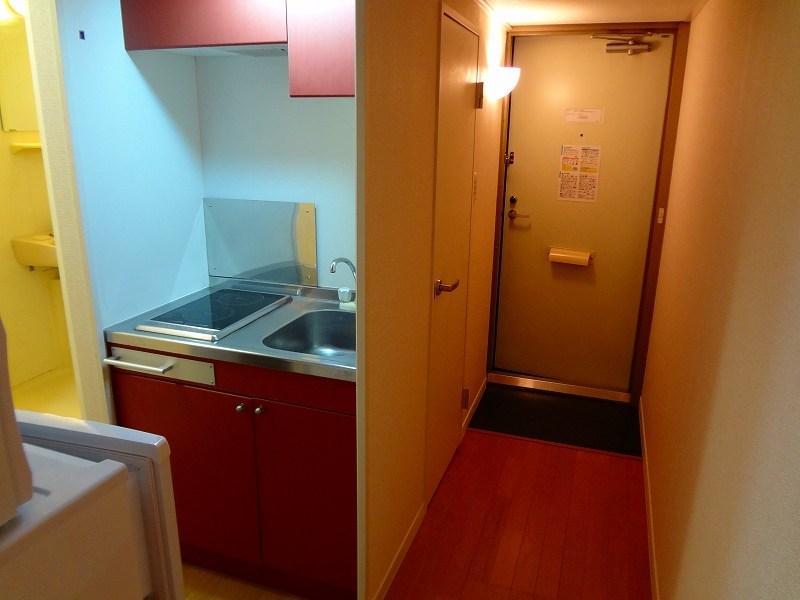 レオパレスベルウッド 玄関