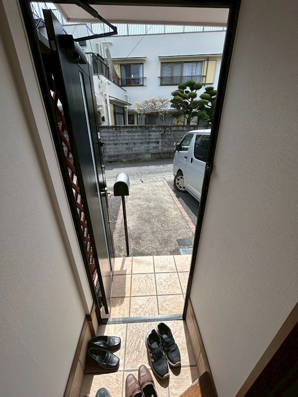 DUPLEX  玄関