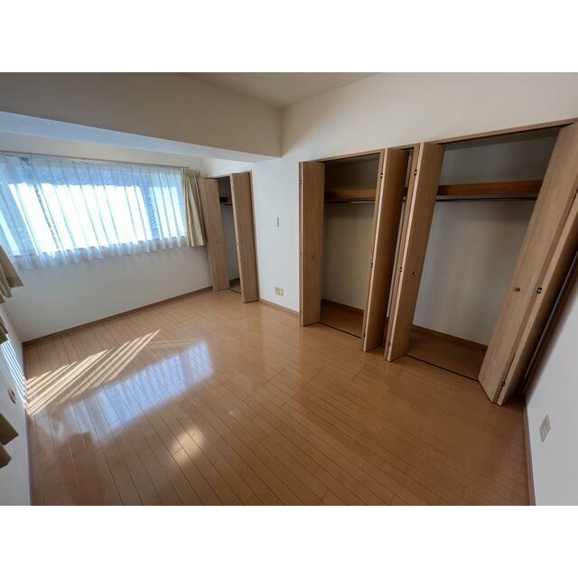ルート鵠沼 ベッドルーム
