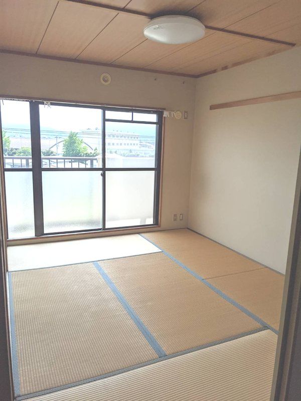 エクレール西湘 ベッドルーム