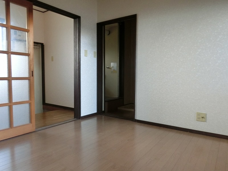 白根１２３番館 リビング