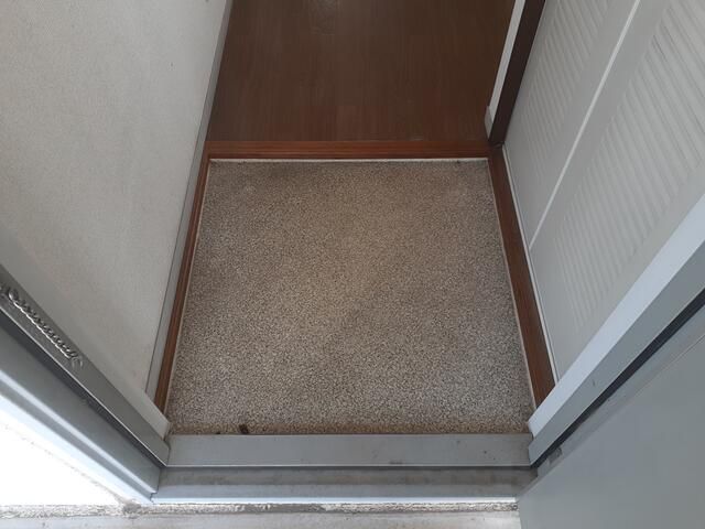 サンヒルズ室町Ⅲ 玄関