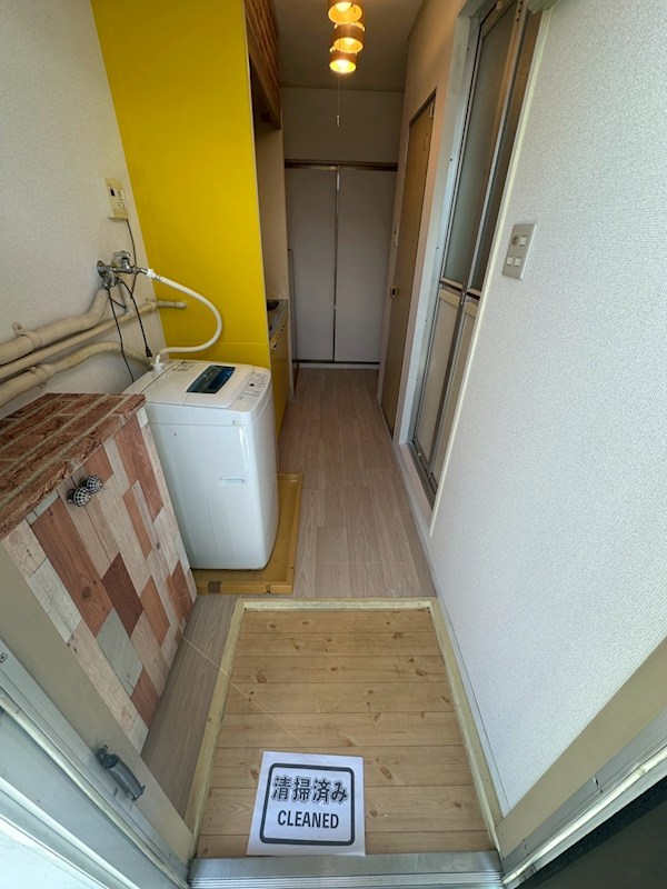 クロノス真田 玄関
