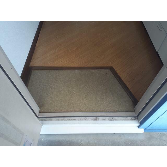 ハイツ宮の前 玄関