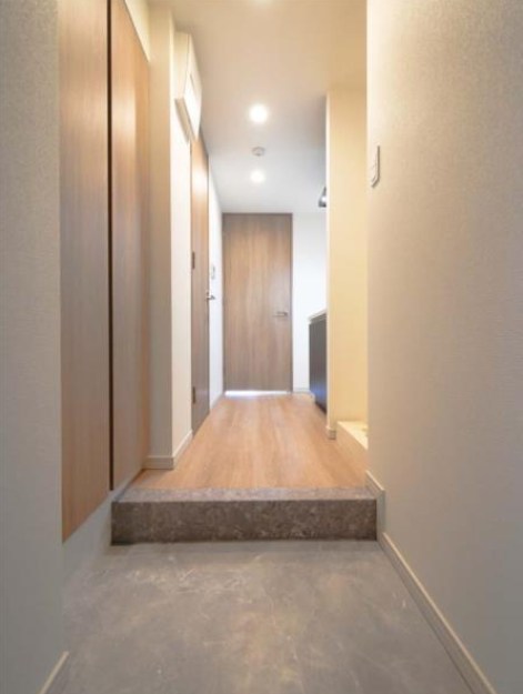N-stage Hon-Atsugi Sakaecho 玄関