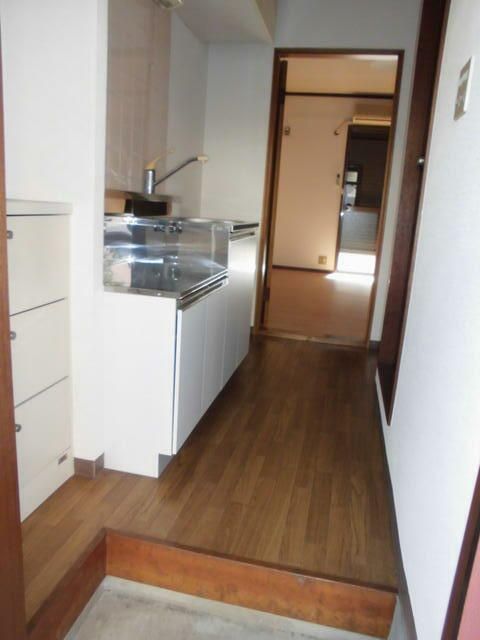 第２フジヒルズ 玄関