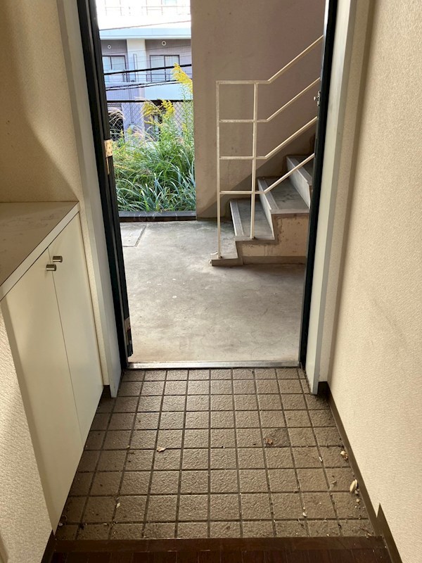 ドエル砂押橋  玄関