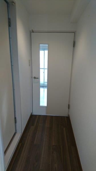 日神パレステージ藤沢 玄関