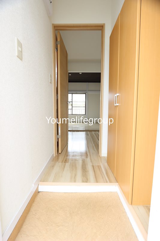 フィールド中田 玄関