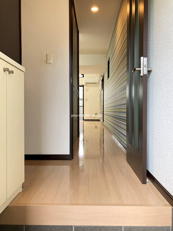 アンバーレジデンス 玄関