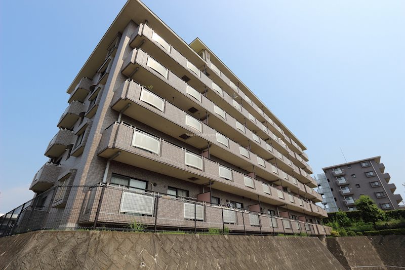 オーバーヒルズ参番館 104号室 外観