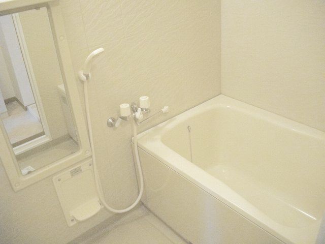 プレミアムヒルズ 風呂画像
