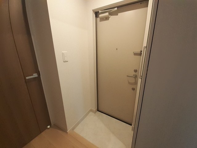 ボンデューⅠ 玄関
