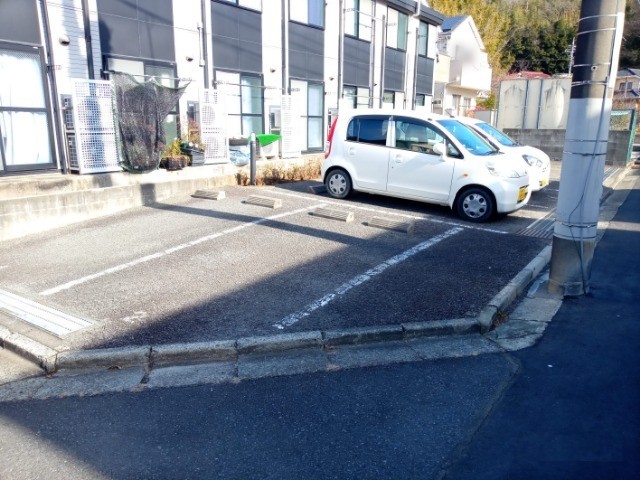 レオパレスのぞみ 玄関