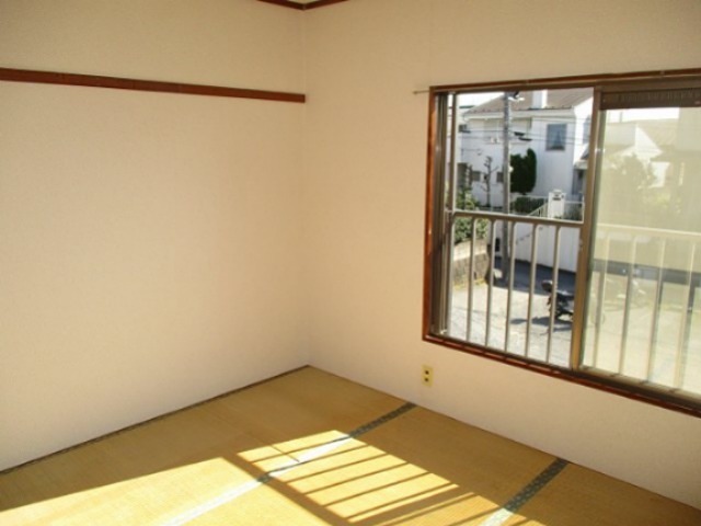 金平ハイツ ベッドルーム