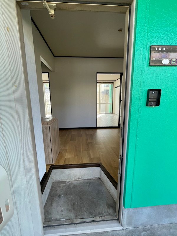 クレフォート緑園 玄関