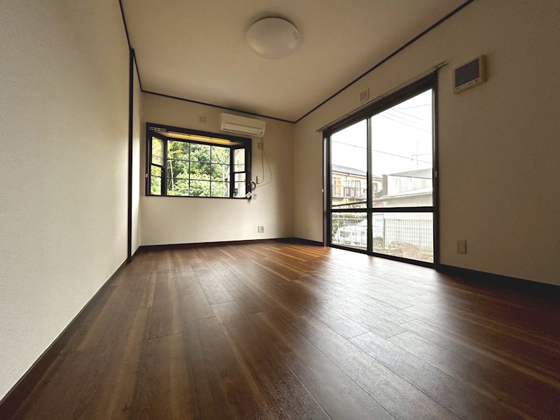 愛名久保邸 リビング