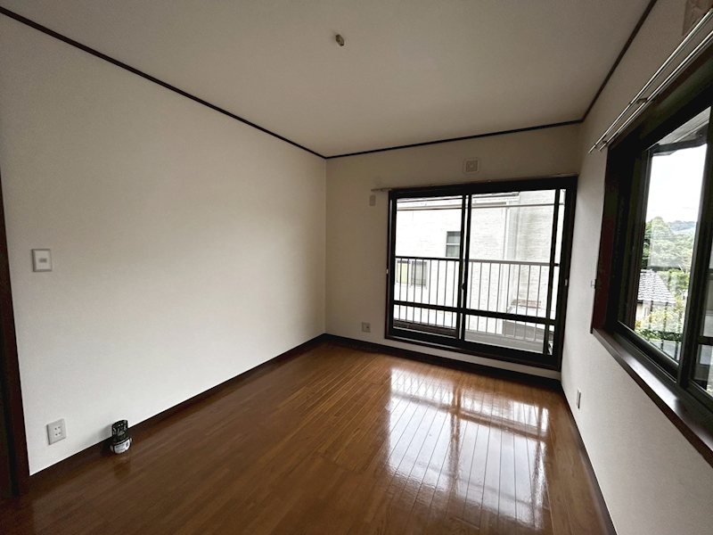 愛名久保邸 ベッドルーム