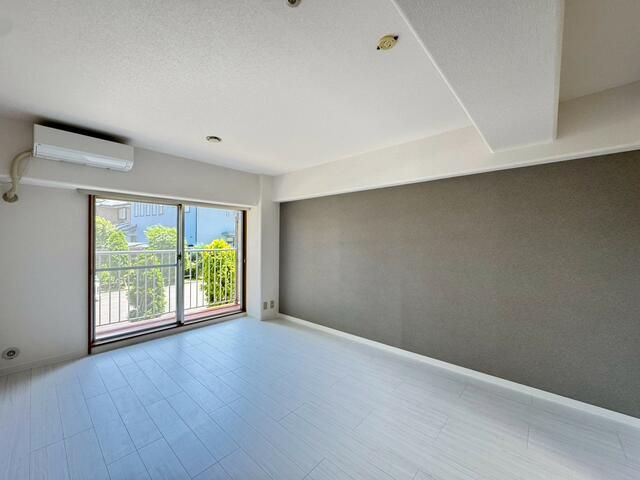 ユニハイム本厚木 ベッドルーム