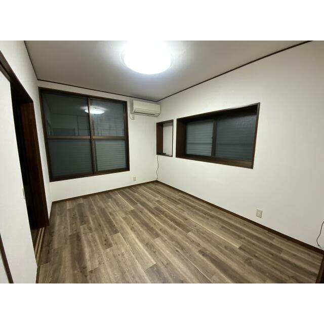 貸家　岡津町２８９ ベッドルーム