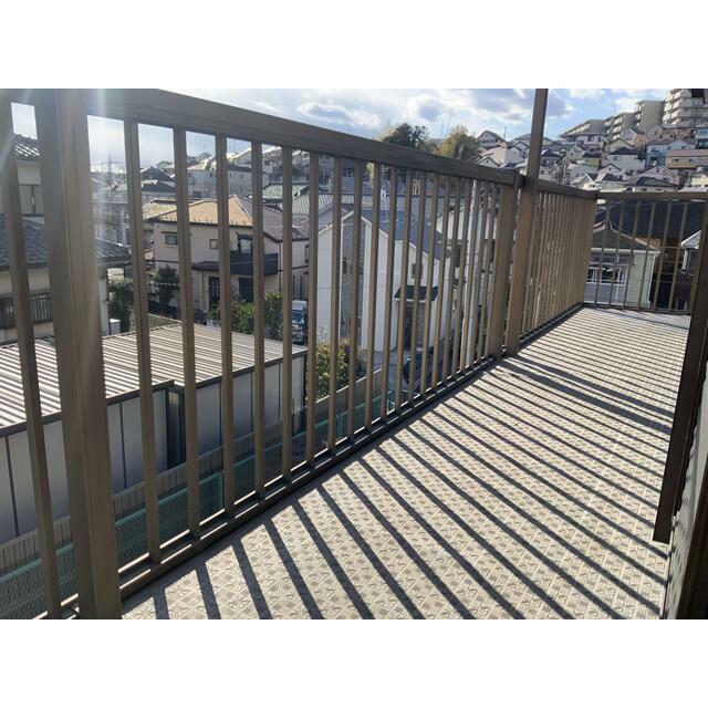 貸家　岡津町２８９ ベランダ