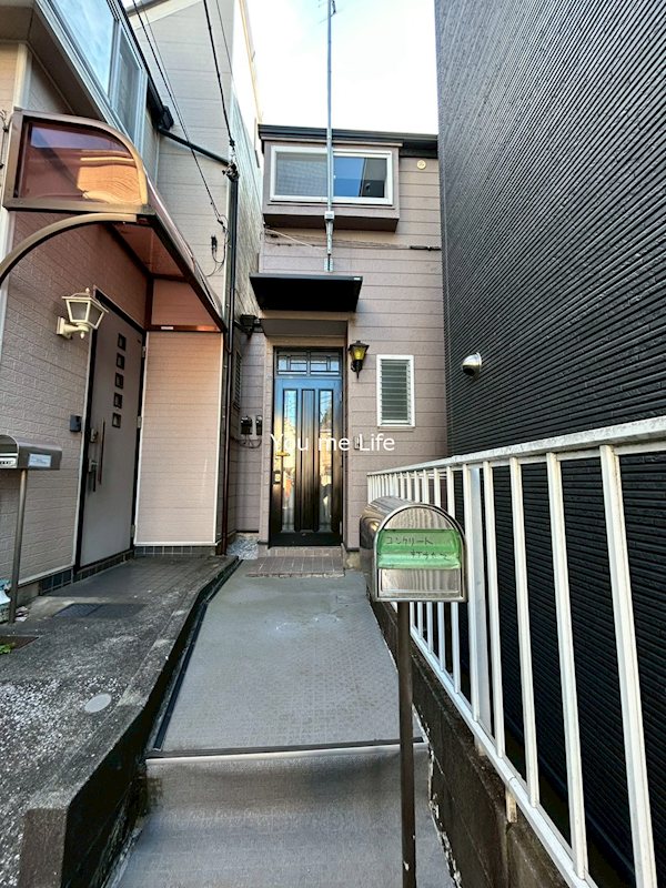 貸家　岡津町７５－１５ 外観