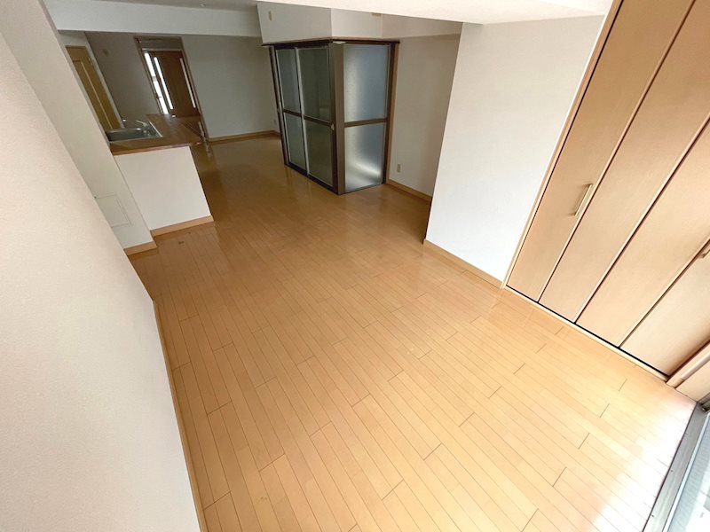 ラトゥール　レジュモー  リビング