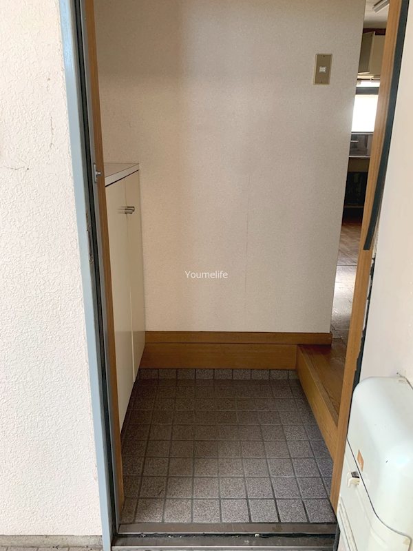 ノアヒルズ 玄関