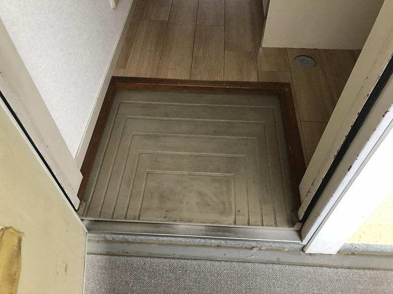 ヤマト南矢名ハウス 玄関