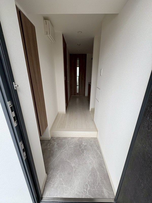 エヌステージ秦野駅前 玄関