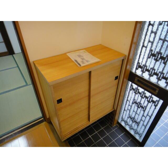 菅沼貸家 玄関