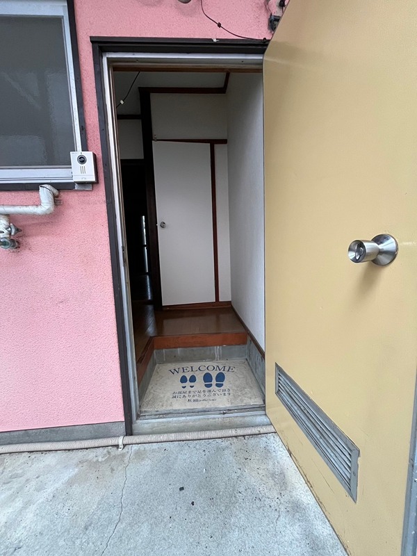 Ｃｏｒａｌ　Ａ 玄関