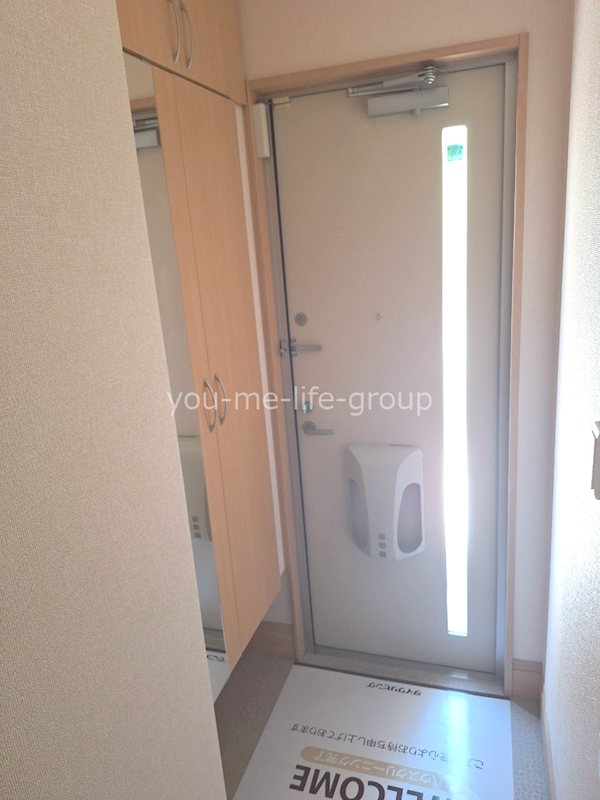 フォンティーヌB 玄関