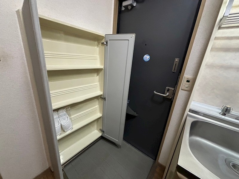 エストコート 玄関