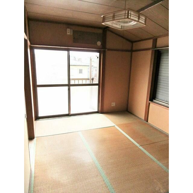 ヤスコビル リビング