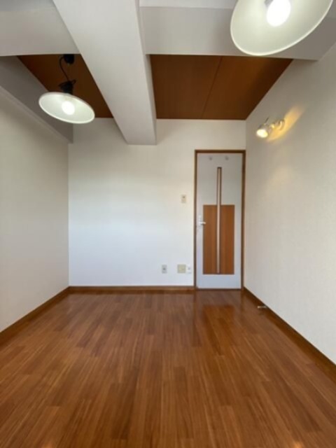 ヤベツビル その他9