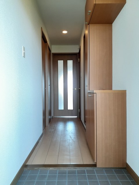 フォレスト湘南 玄関