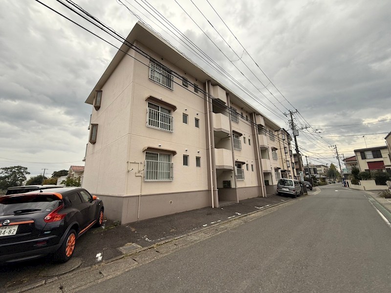 ソフィア市川 202号室 外観