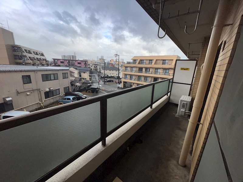 ブラザーハイツ伊勢原 ベランダ