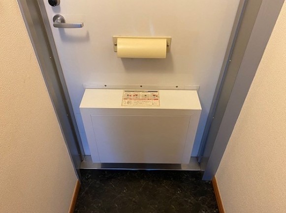 レオパレスコンフォールＫ 玄関