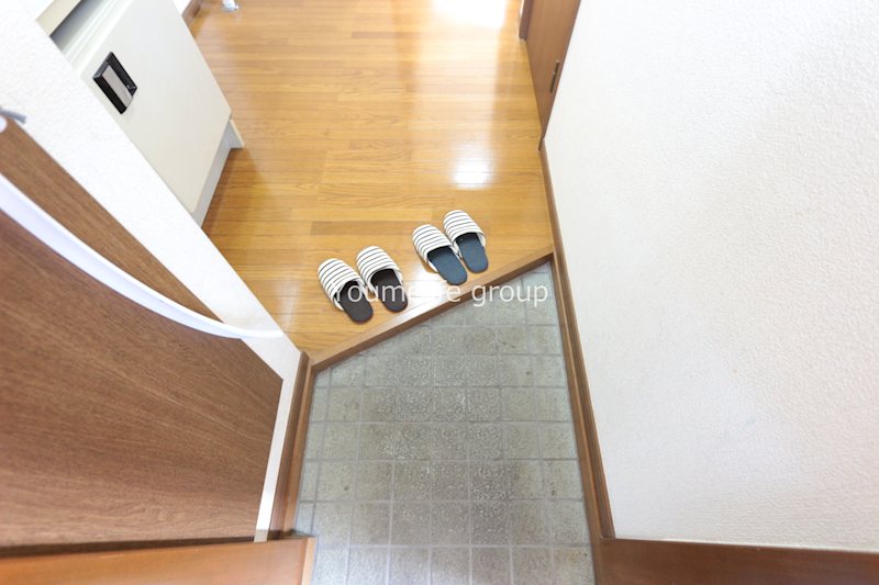 ハイツ高松 玄関