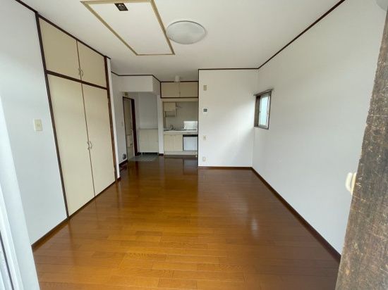 ヤングヒル飯山 玄関