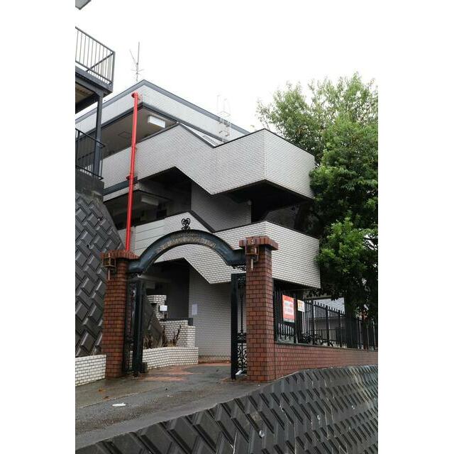 ワコーレエレガンス鶴巻温泉第一 204号室 外観