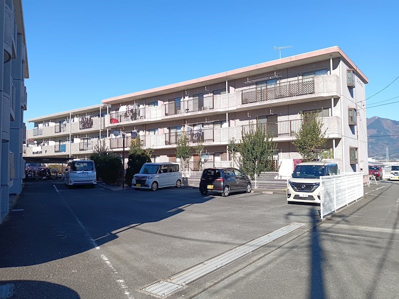 シンフォニア 101号室 外観