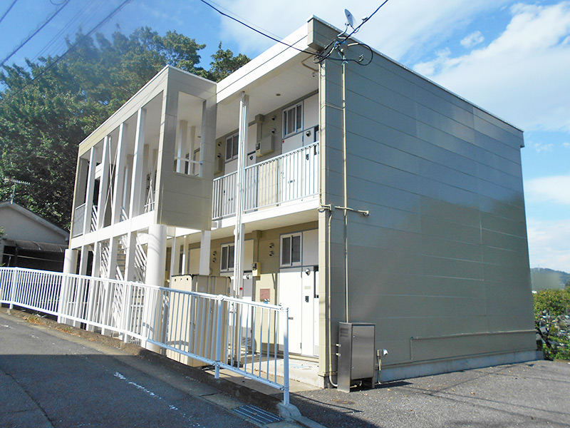 レオパレス八坂 103号室 外観