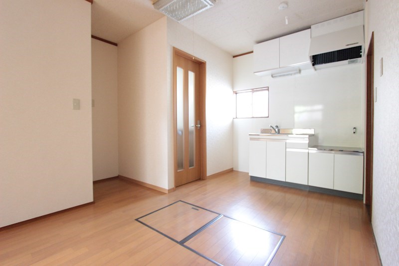 東町コーポ リビング